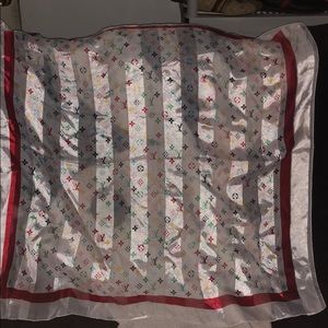 Unisex Louis Vuitton Silk Scarf